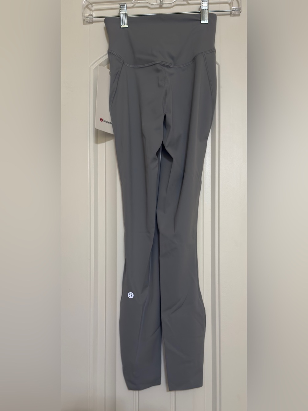 Lululemon Base Pace High-Rise Tight 25" Rhino Grey Size 0 - Picture 3 of 9